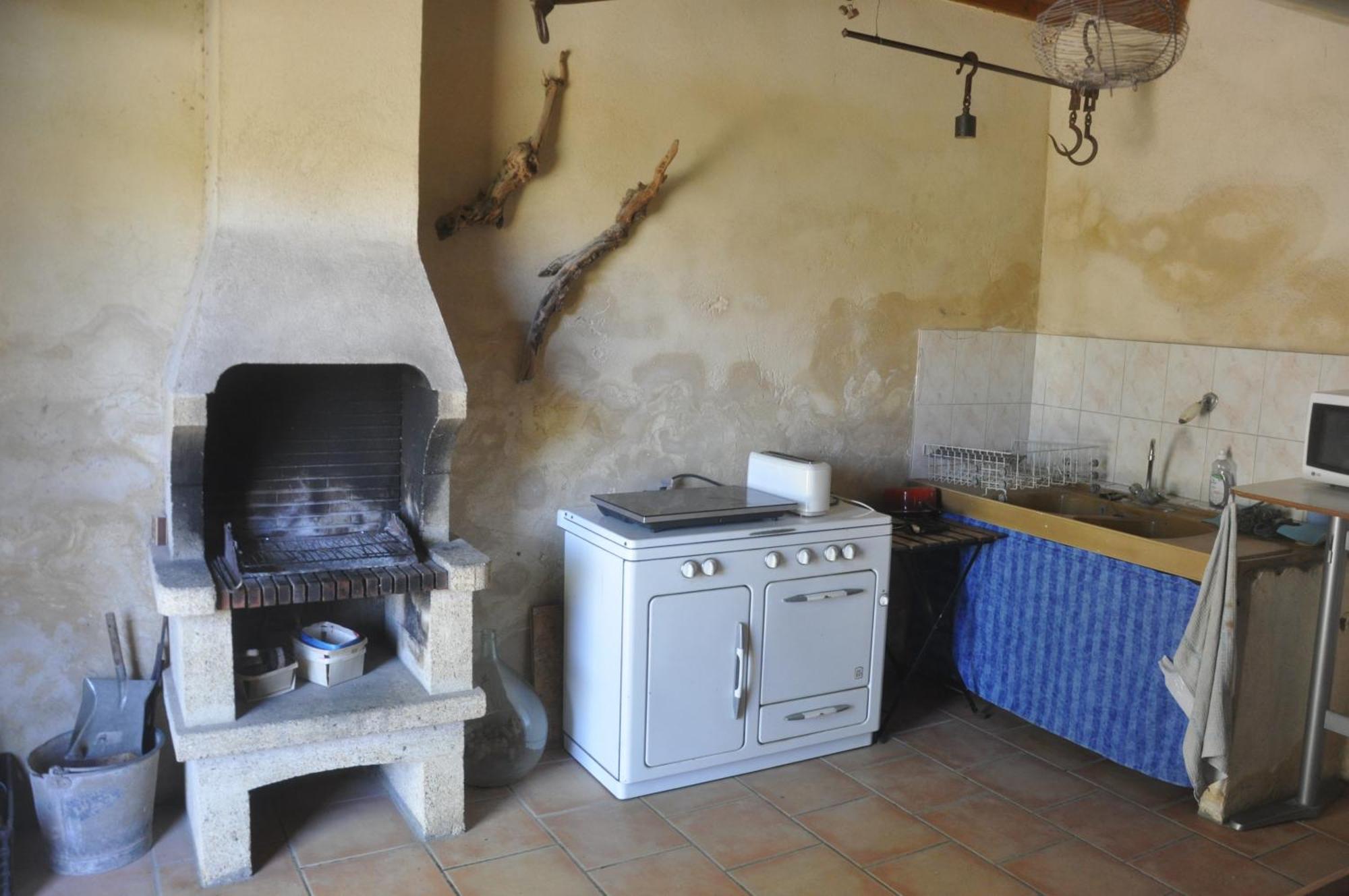La Ferme De Tonton Jules Et Mame Julia Bed & Breakfast Entraigues-sur-la-Sorgue Exterior photo